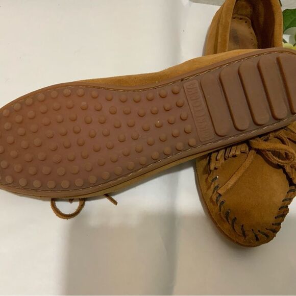Minnetonka Womens Kilty Moccasins Moc Toe Slip On Suede Leather Brown Size 10 - Picture 8 of 15